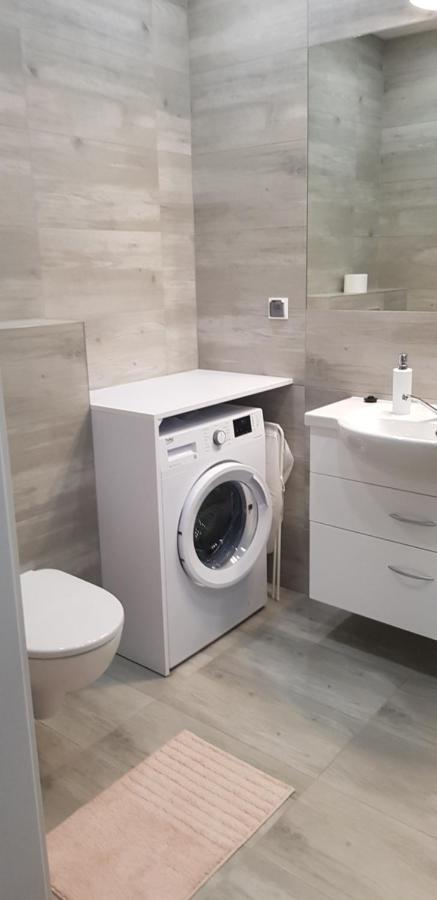 Apartament Za Swierkami Apartment Kolobrzeg Luaran gambar