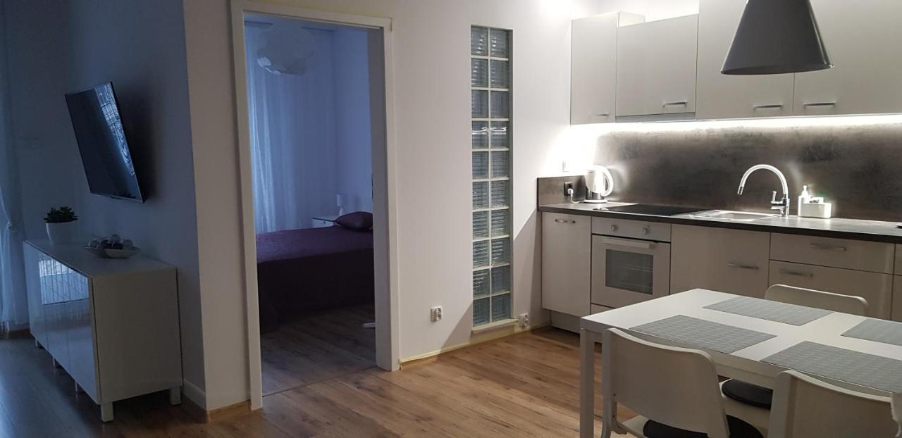Apartament Za Swierkami Apartment Kolobrzeg Luaran gambar